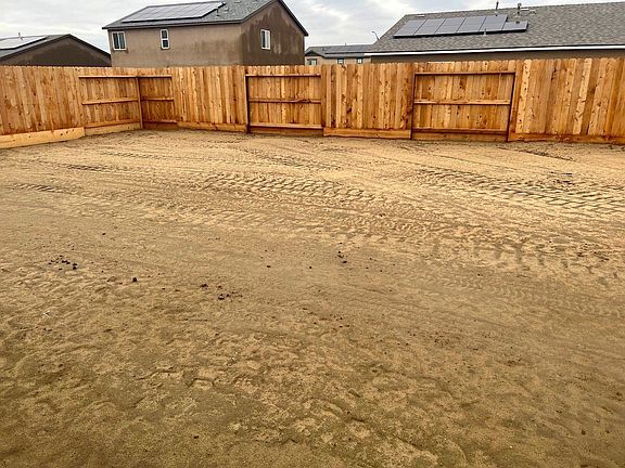 4th image of 2112 Bidan Ave