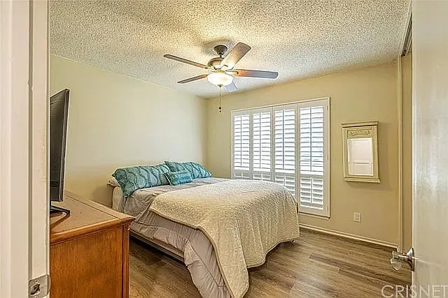 43922 Fenner Ave — Photo 15