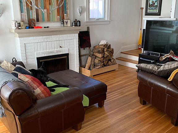2nd image of 4009 Gladstone St