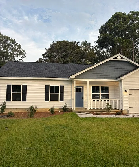 1833 Woodland Rd — Photo 1
