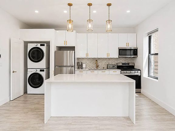 4th image of 1268 President St #2