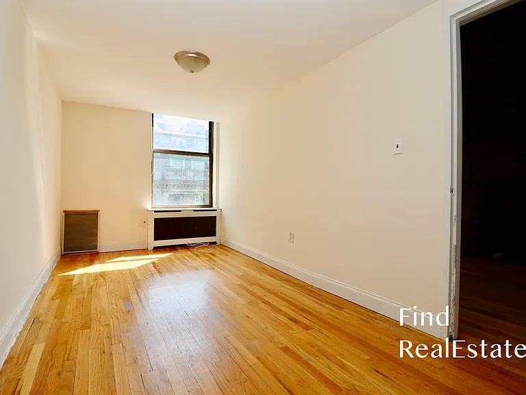 39 W 74th St #4A — Photo 10