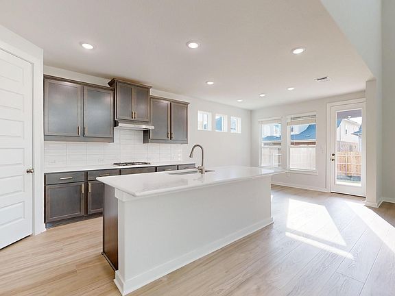 2nd image of 2029 Billings Way