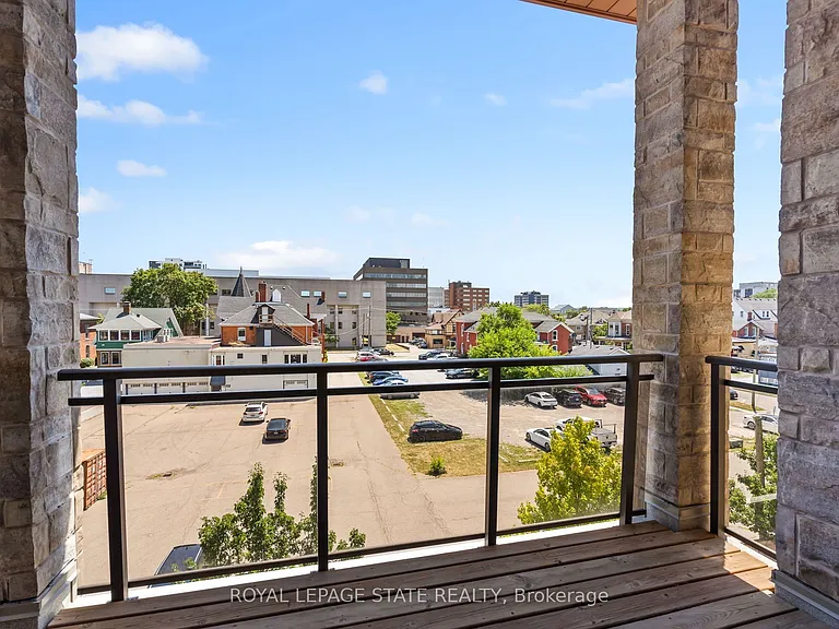 26 Wellington St #402 — Photo 11