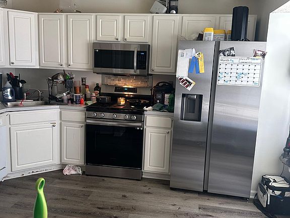 2nd image of 2469 Gerard Ct