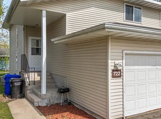 722 N Hawthorne Dr, Appleton, WI 54915