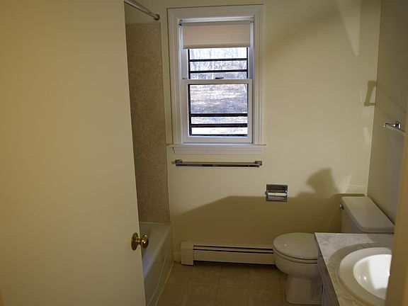 full bathroom upstairs