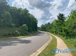 2418 Woodhurst Dr SE, Huntsville, AL 35803