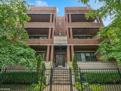 639 W Briar Pl APT 4W, Chicago, IL, 60657