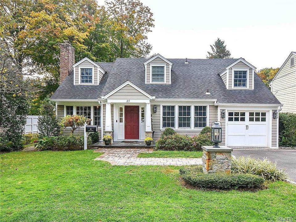 1st image of 25 Leeds Dr