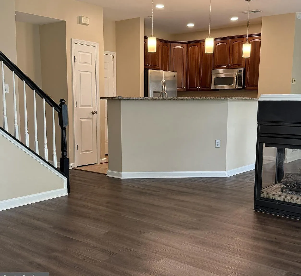 Parks At Piedmont South Condo — Photo 2