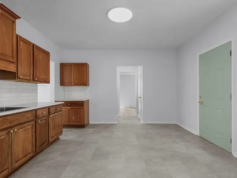 914 Hayes Ave — Photo 35
