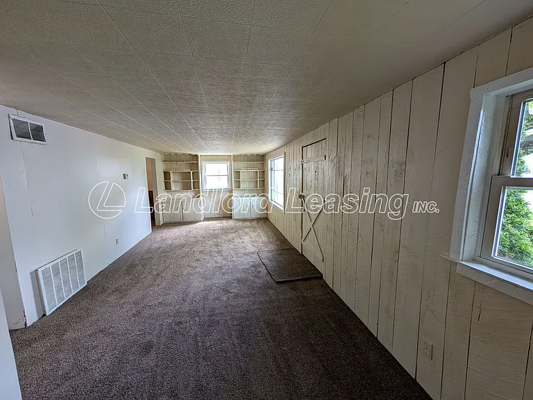 1109 Euclid Ave — Photo 3