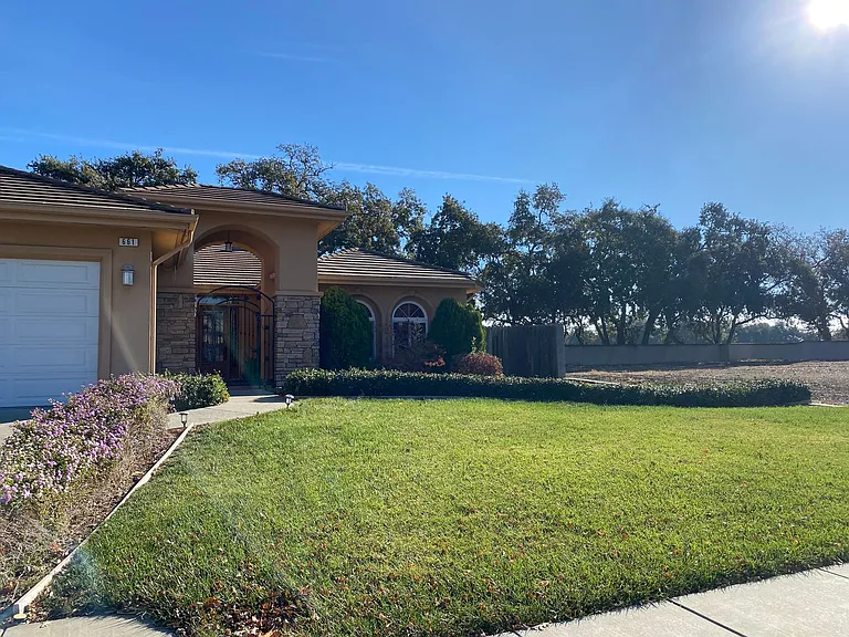 661 Arlene Ct — Photo 19