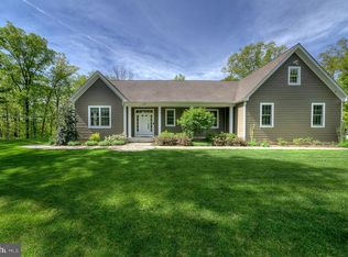 1424 Lonely Cottage Rd, Upper Black Eddy, PA 18972