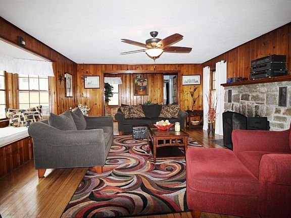 5th image of 46 Lovell St