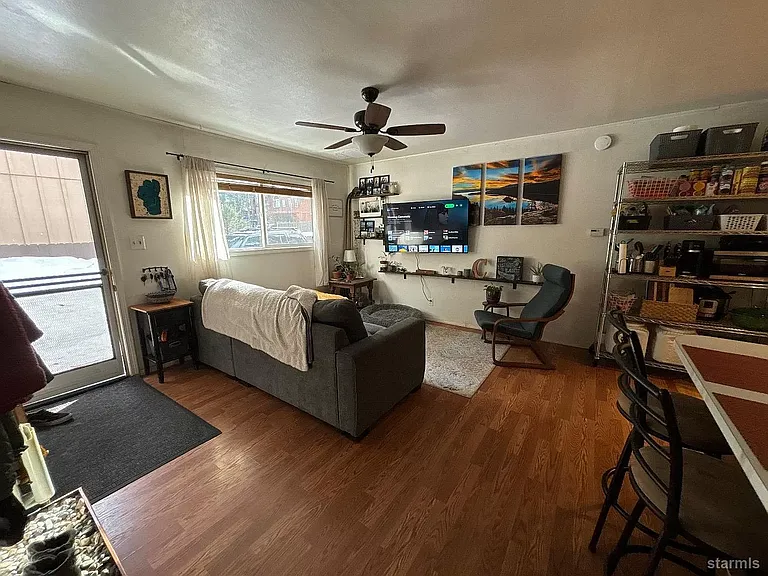 1273 Dedi Ave #B — Photo 7