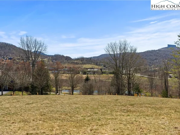 Lot 63 Meadow Knoll Court, Banner Elk, NC 28604