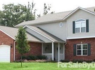 13100 Corvair Dr, Dixon, MO 65459