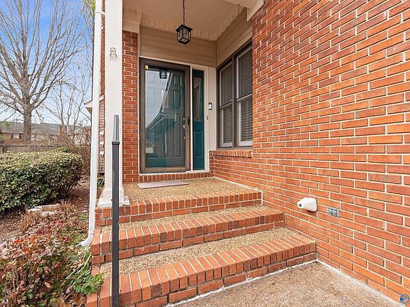 3rd image of 10032 Meredith Ln SE Unit 10032
