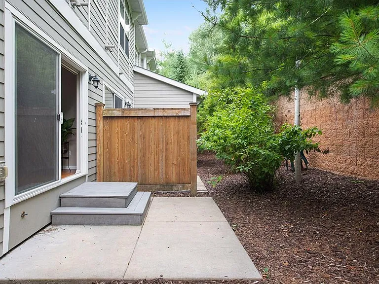 17710 Valley Cove Ct — Photo 26