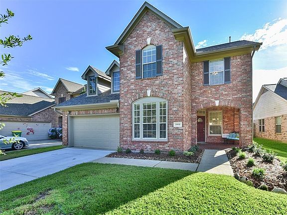 3rd image of 19931 Maple Village Dr