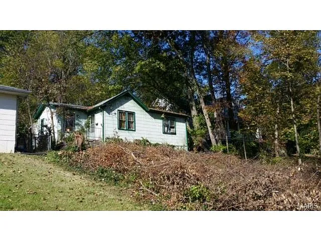 303 George Ave photo 1