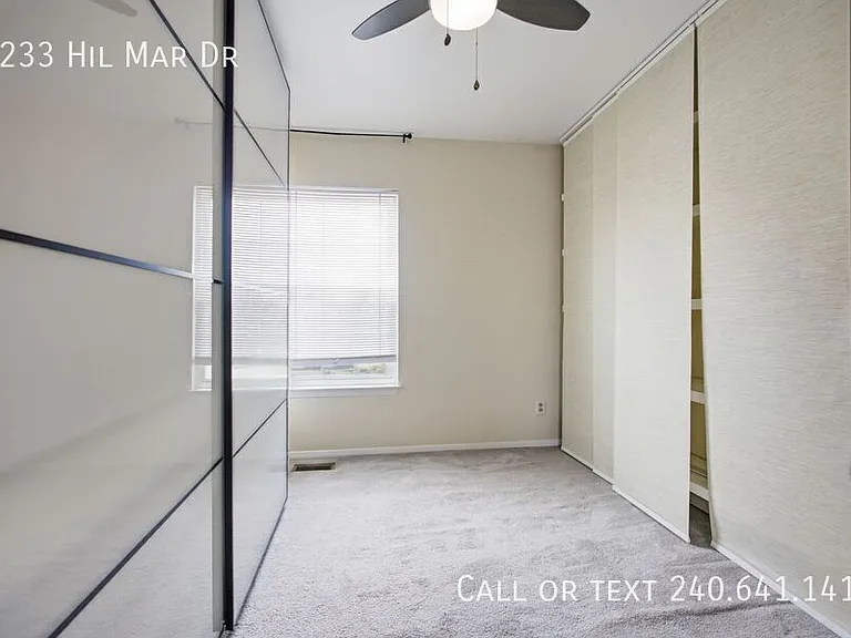5233 Hil Mar Dr — Photo 16