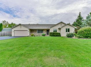 W197S11040 Racine Ave, Muskego, WI 53150