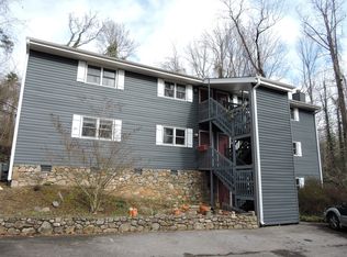 301 Westforest Ln #301, Asheville, NC 28806