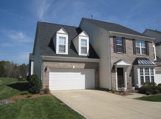 3914 Neon Ln, Charlotte, NC 28270