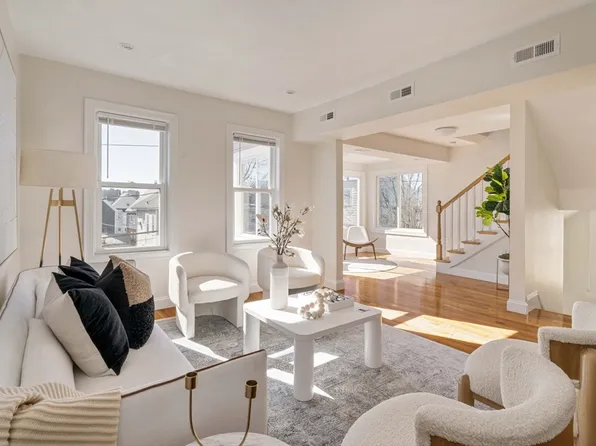 21 Malvern Ave #2, Somerville, MA 02144