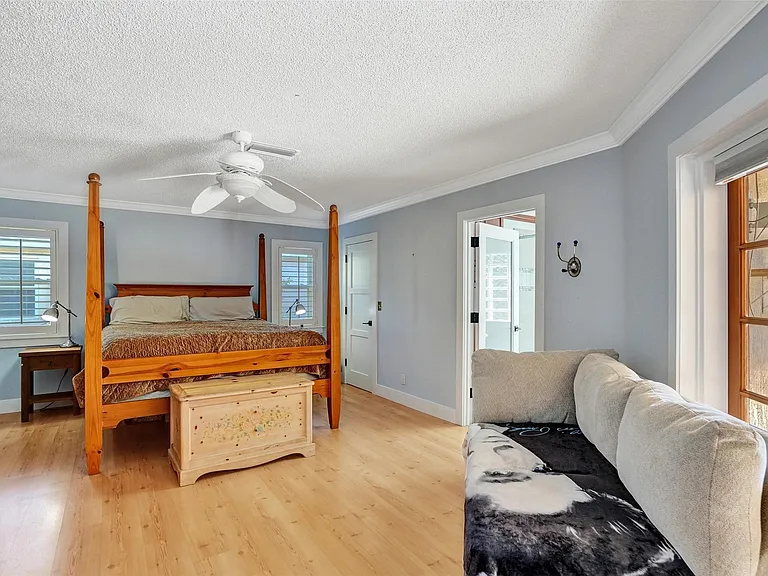 4142 NW 58th Dr — Photo 33