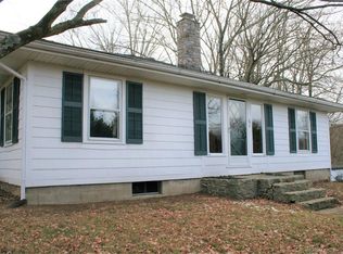 24 Rose St, Baltic, CT 06330