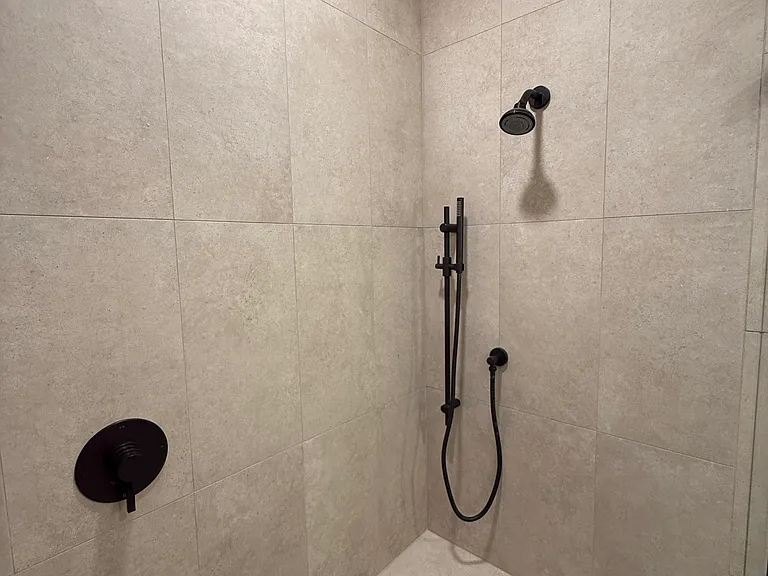 301 W Comstock Ave #3 — Photo 16
