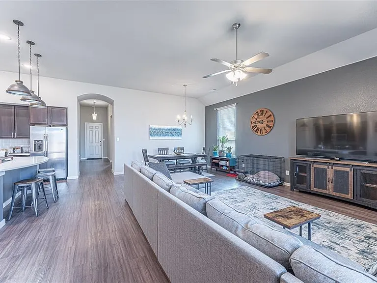 1593 Kessler Dr — Photo 23