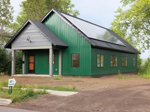 110 E 11th St, Duluth, MN 55805