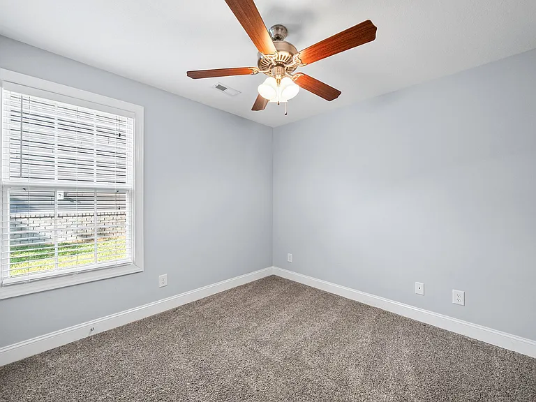 3753 Windmill Dr — Photo 23