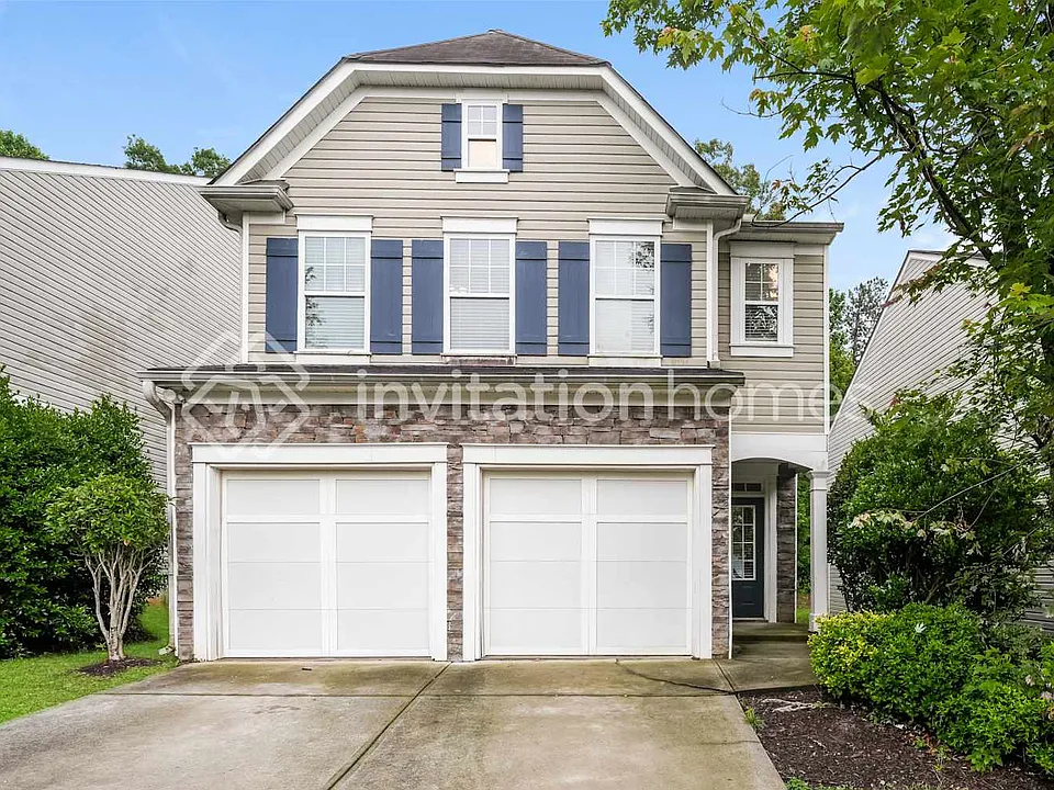 2982 Briaroak Dr