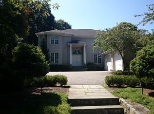 44 Lee Rd, Newton, MA 02467