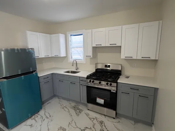 27 Lockman Ave #J, Staten Island, NY 10303