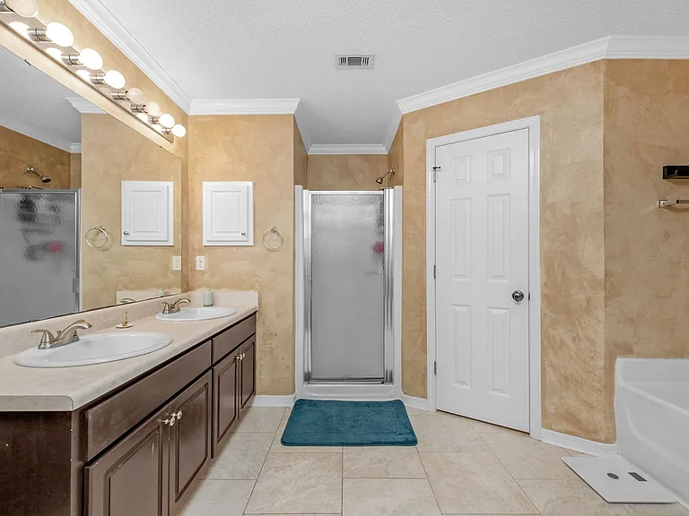 7017 Brighton Oaks Blvd — Photo 17
