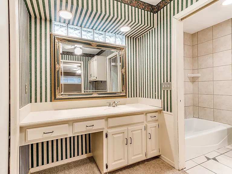 6313 Avalon Ln — Photo 45