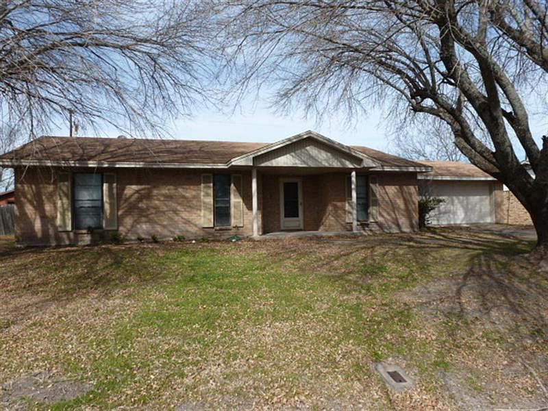 235 Royal Dr, Marlin, TX 76661 Zillow