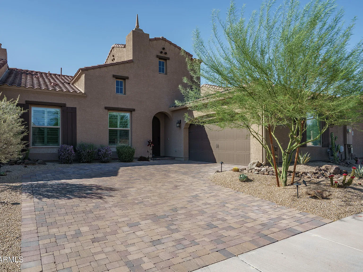 3 bed, 2.5 bath, 2191 sqft, $4,500 — Photo 2
