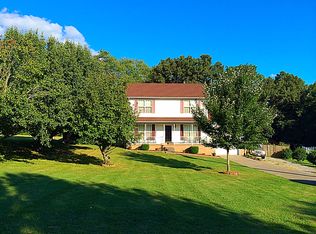 424 Christian Dr, White House, TN 37188