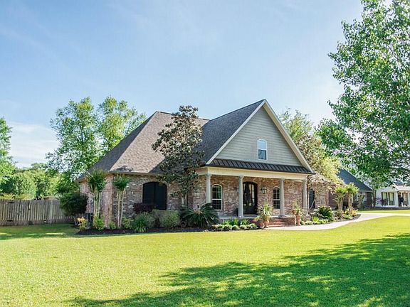 2nd image of 1743 Hollow Cove Ln