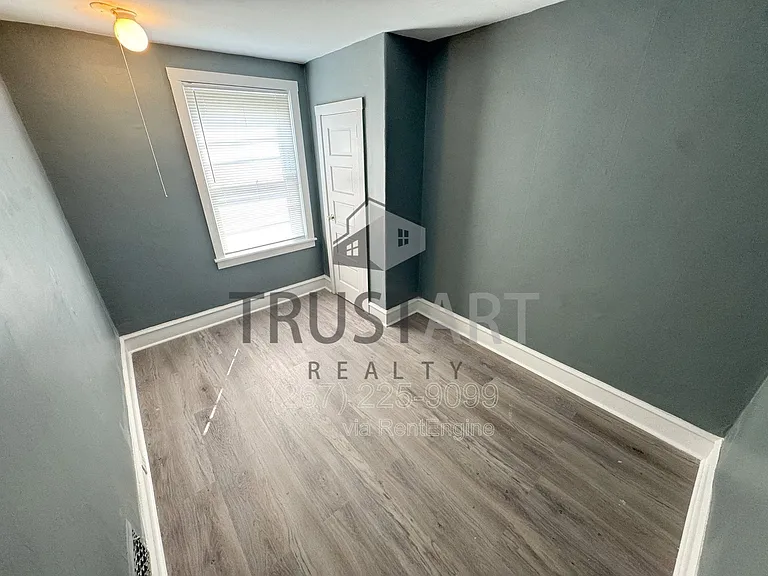 2640 S Robinson St — Photo 14