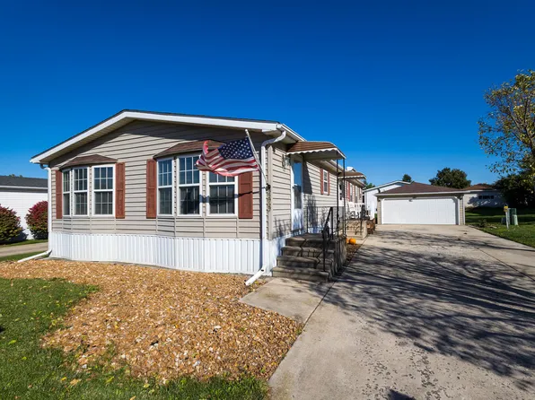 22727 S Butler Ln, Frankfort, IL 60423