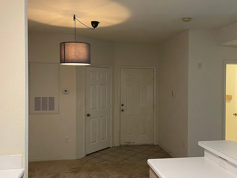 5455 Vineland Rd #3304 — Photo 9